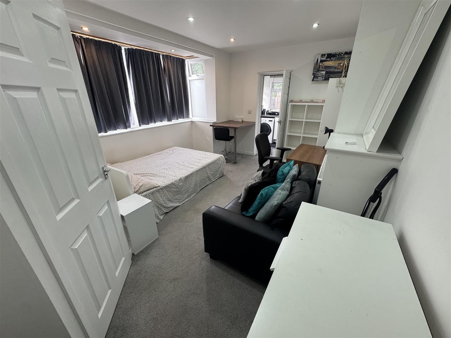 Flat Barras Lane in Coventry
