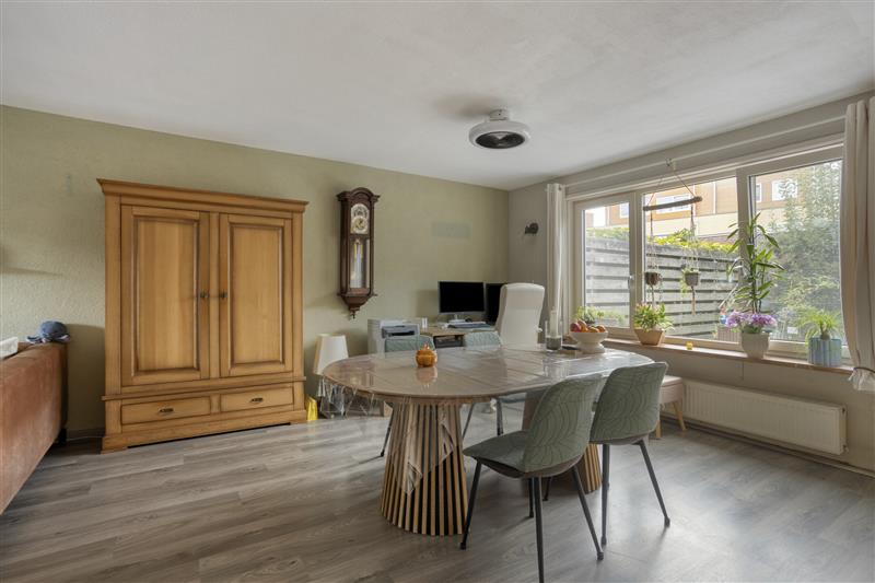 Tussenwoning te koop: Weerelaan 6, Heerhugowaard