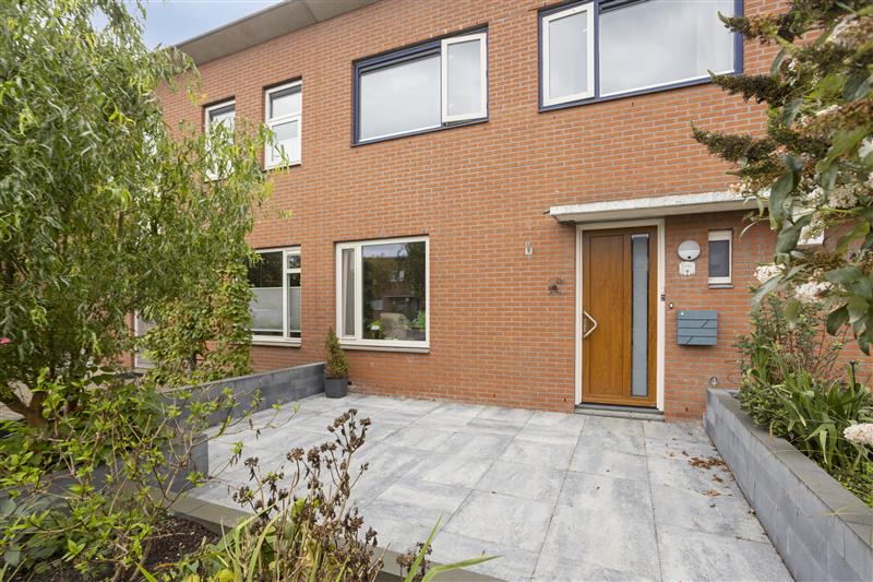 Tussenwoning te koop: Weerelaan 6, Heerhugowaard