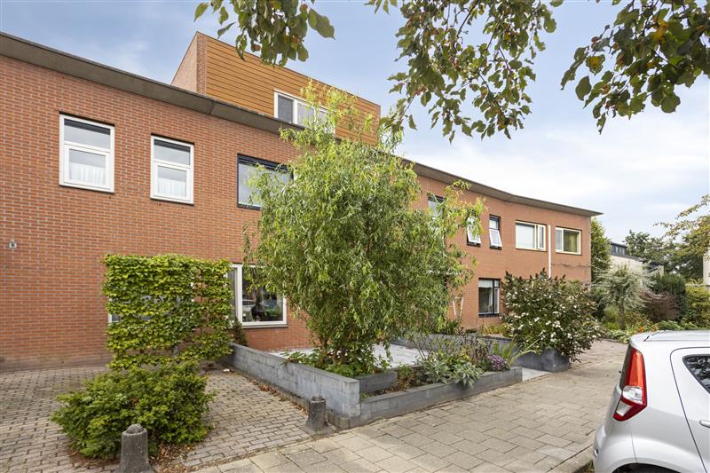 Tussenwoning te koop: Weerelaan 6, Heerhugowaard