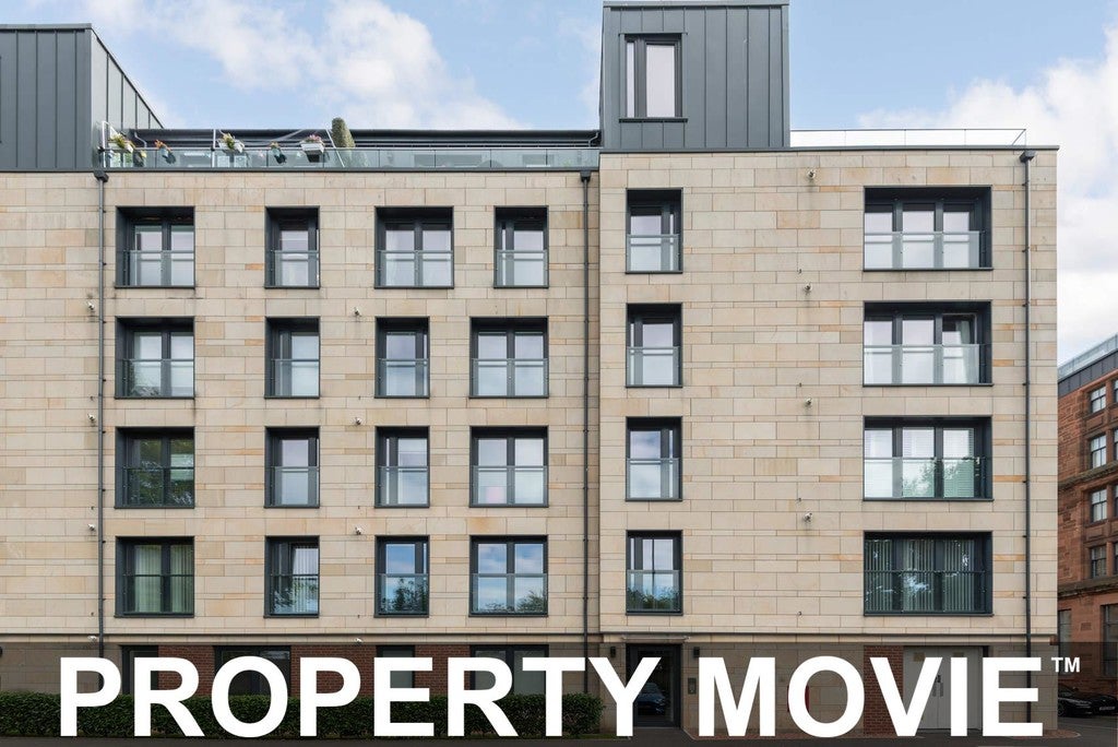 Flat Broomhill Avenue in Glasgow