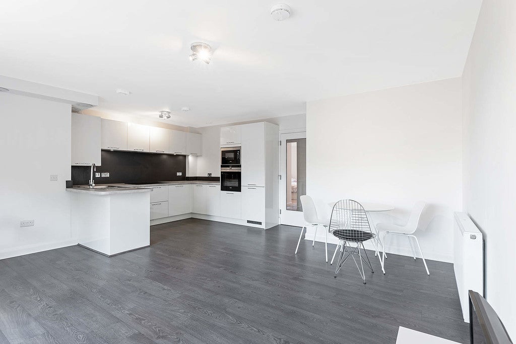 Flat Broomhill Avenue in Glasgow
