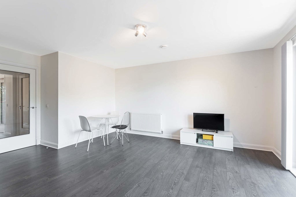 Flat Broomhill Avenue in Glasgow