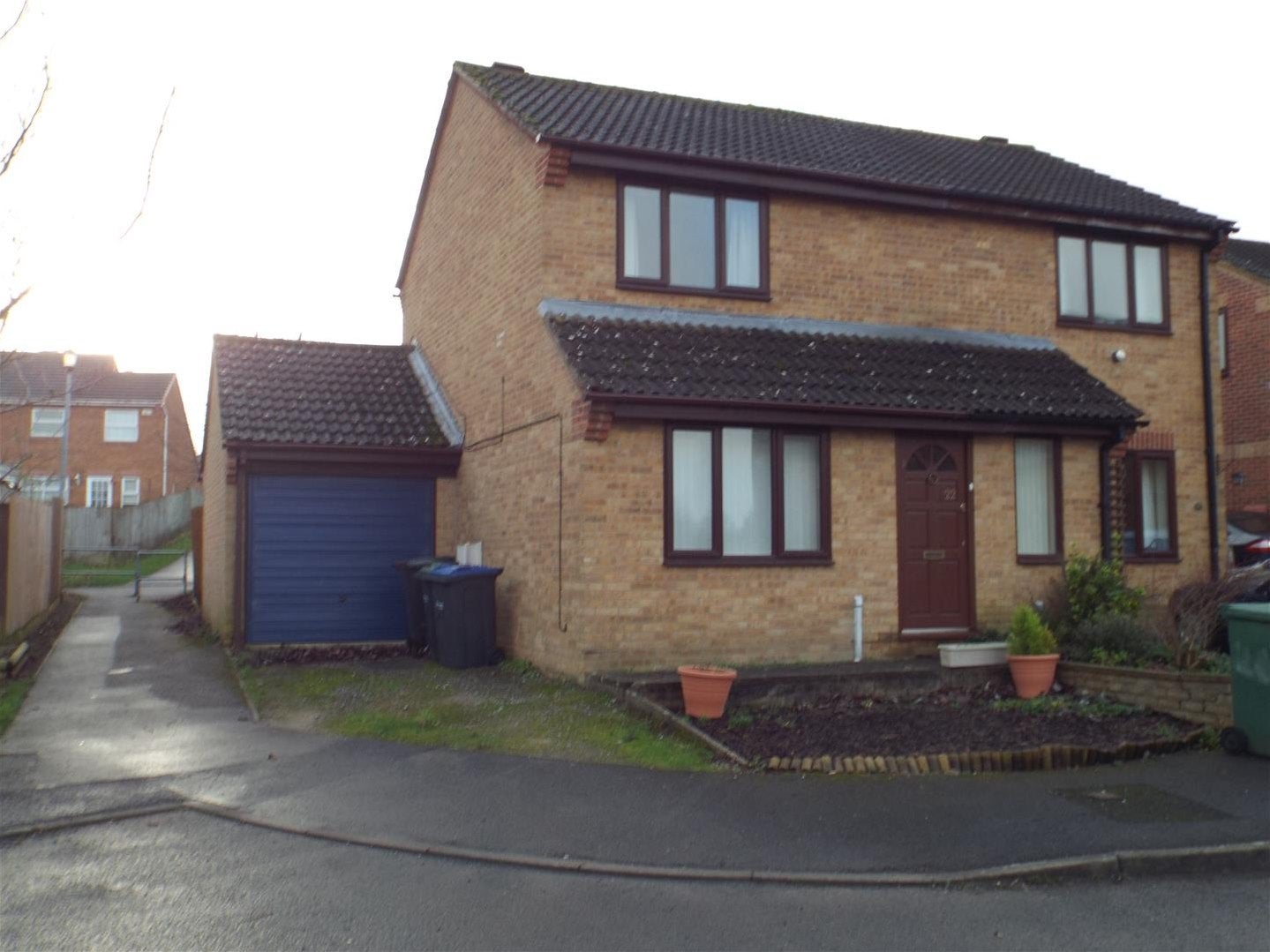 House Wenhill Heights in Calne