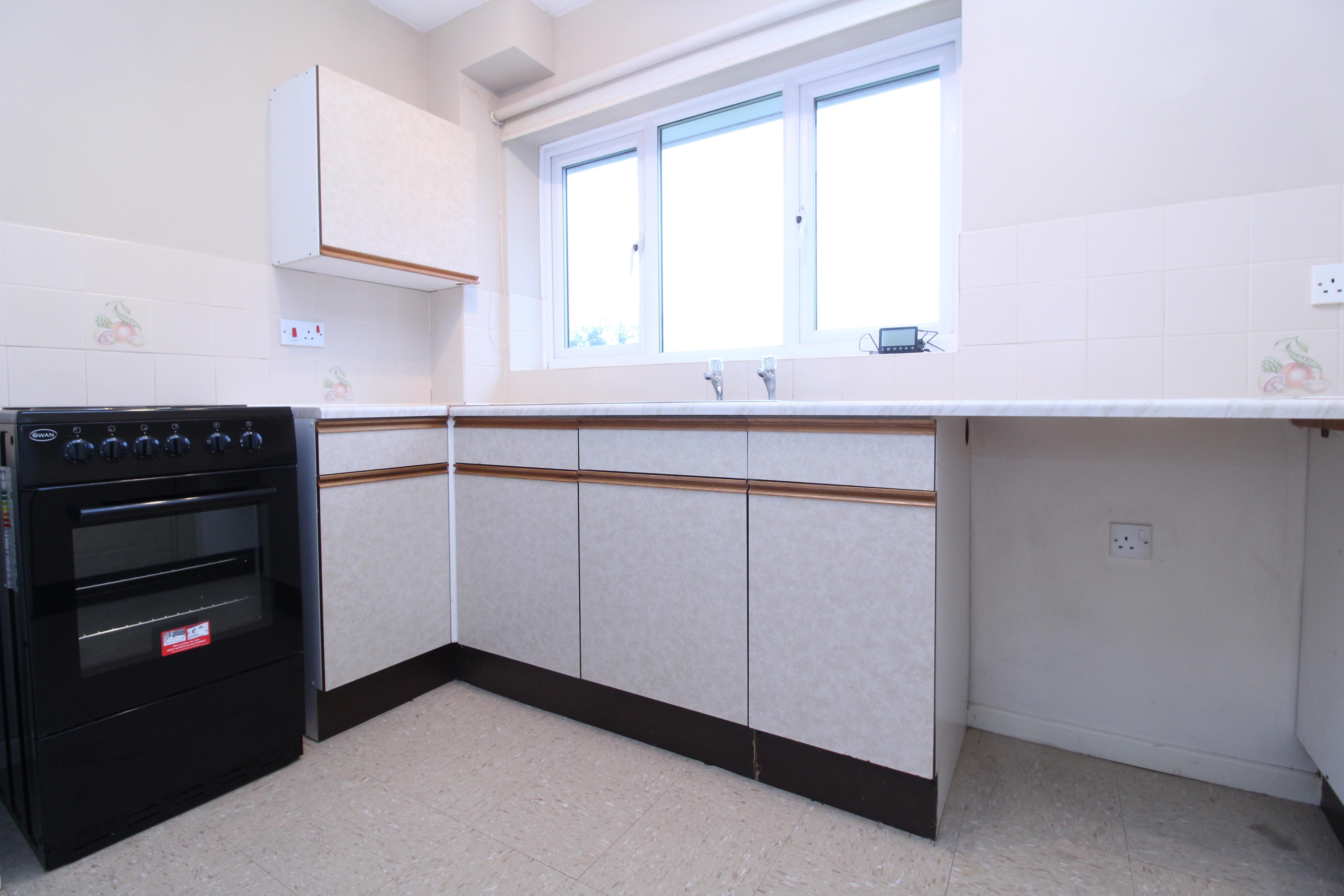 Flat Dorchester End in Colchester