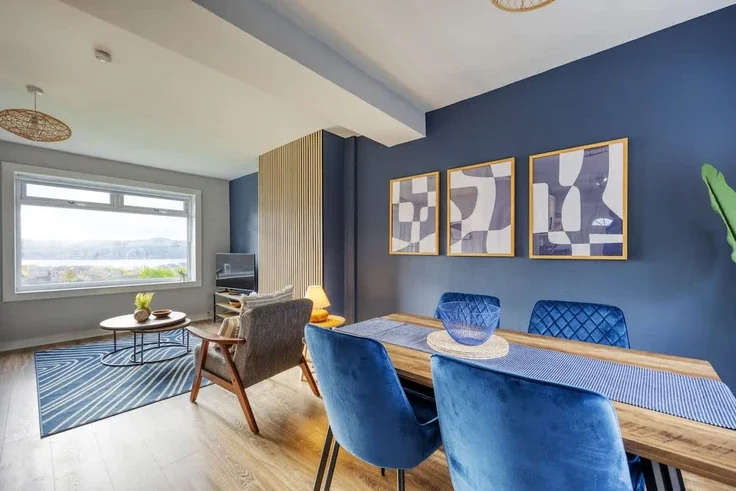 House Cumbrae Crescent South in Dumbarton