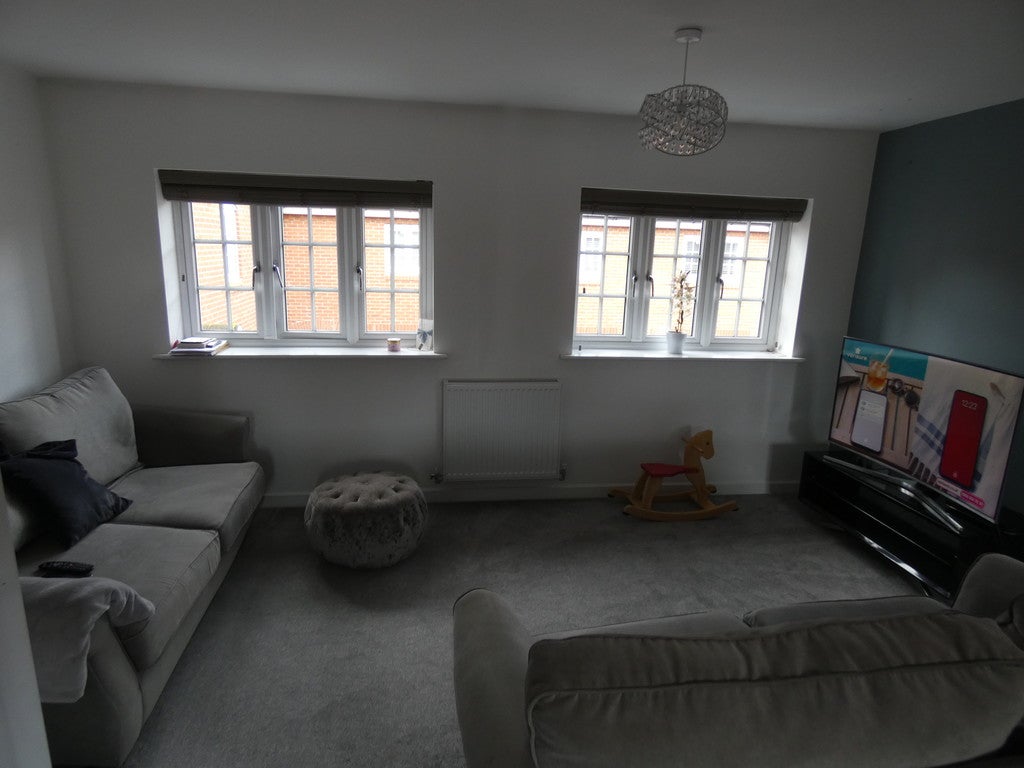 House Banbury Heath in Great Denham