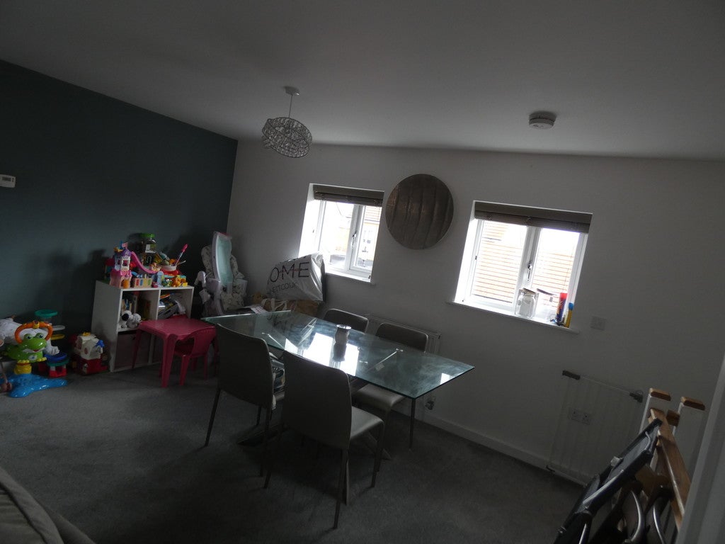 House Banbury Heath in Great Denham