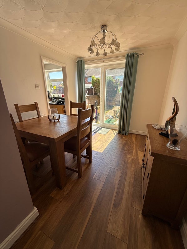 Room Conifer Walk in Nottingham