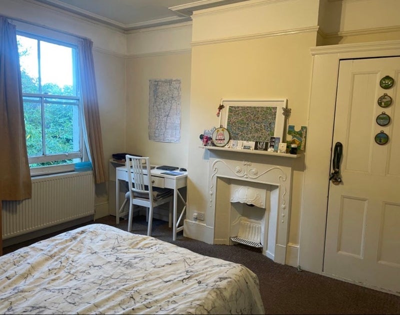 Room Home Park Road in Greater London