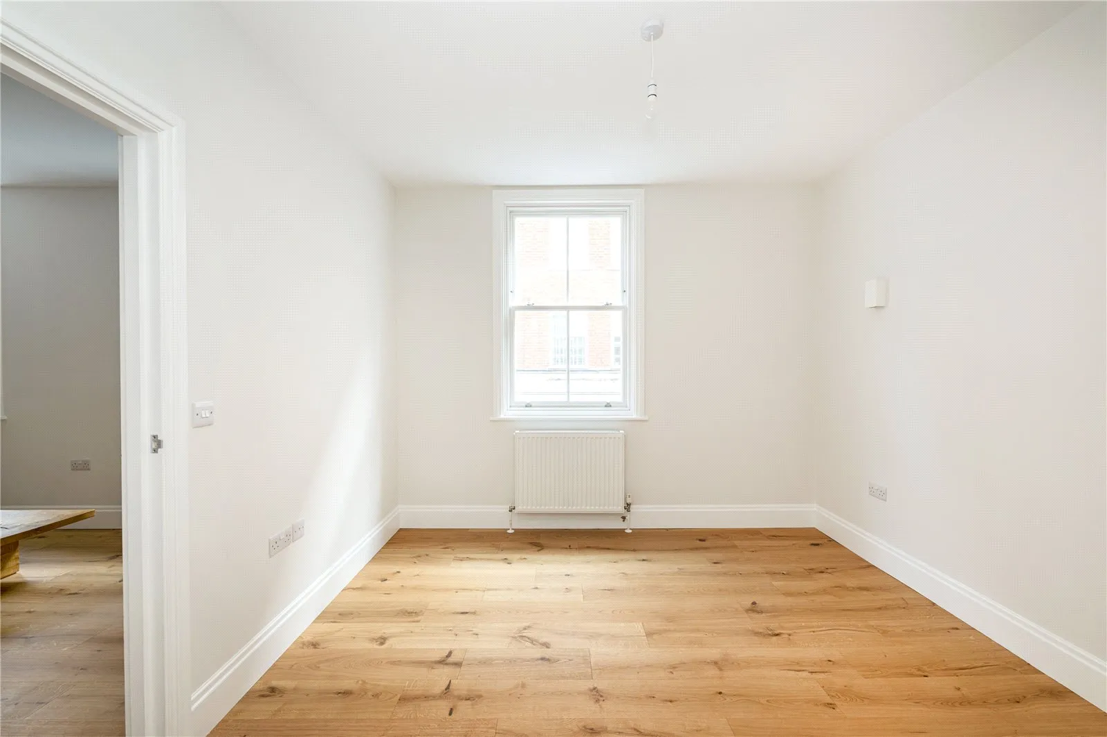 Flat Phillimore Walk in Greater London