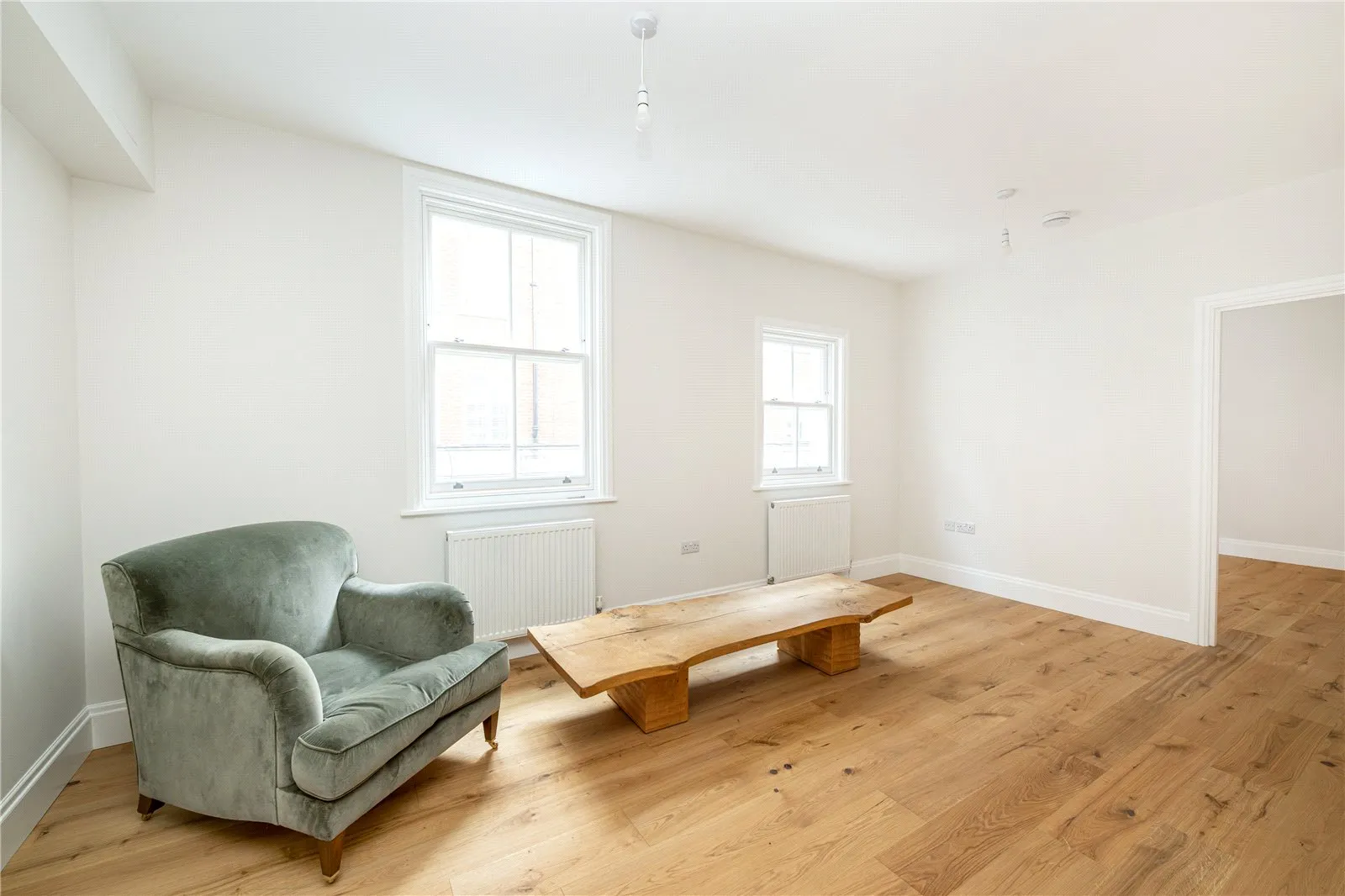 Flat Phillimore Walk in Greater London