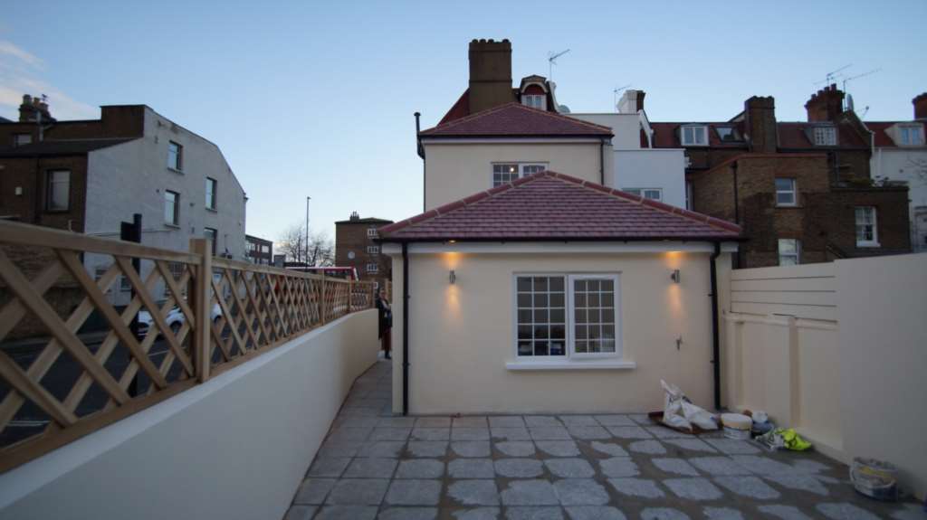 House Dordrecht Road in Greater London