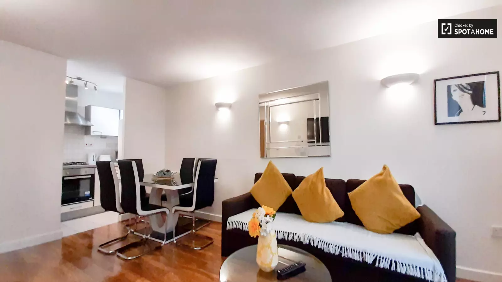 Flat Merbury Close in Greater London