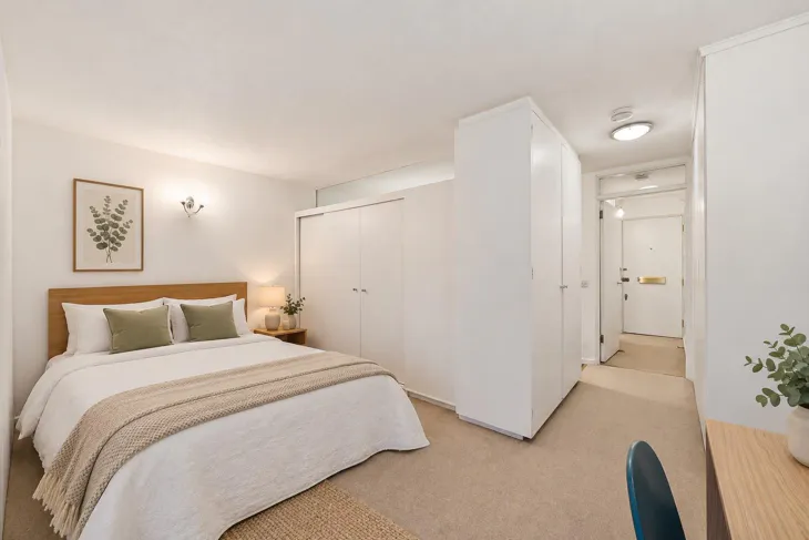 Flat Kensington Place in Greater London