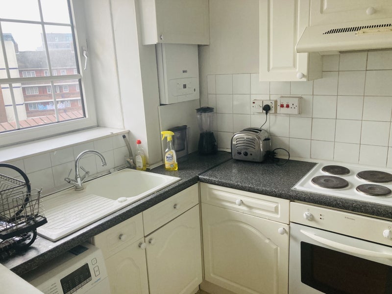Room Welland Street in Greater London