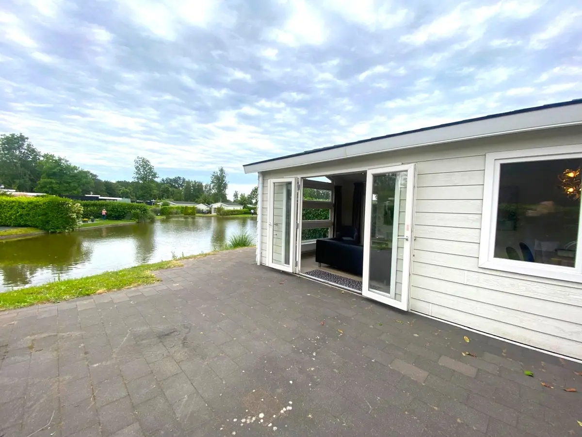 Huis Zuiderweg 2 in Halfweg