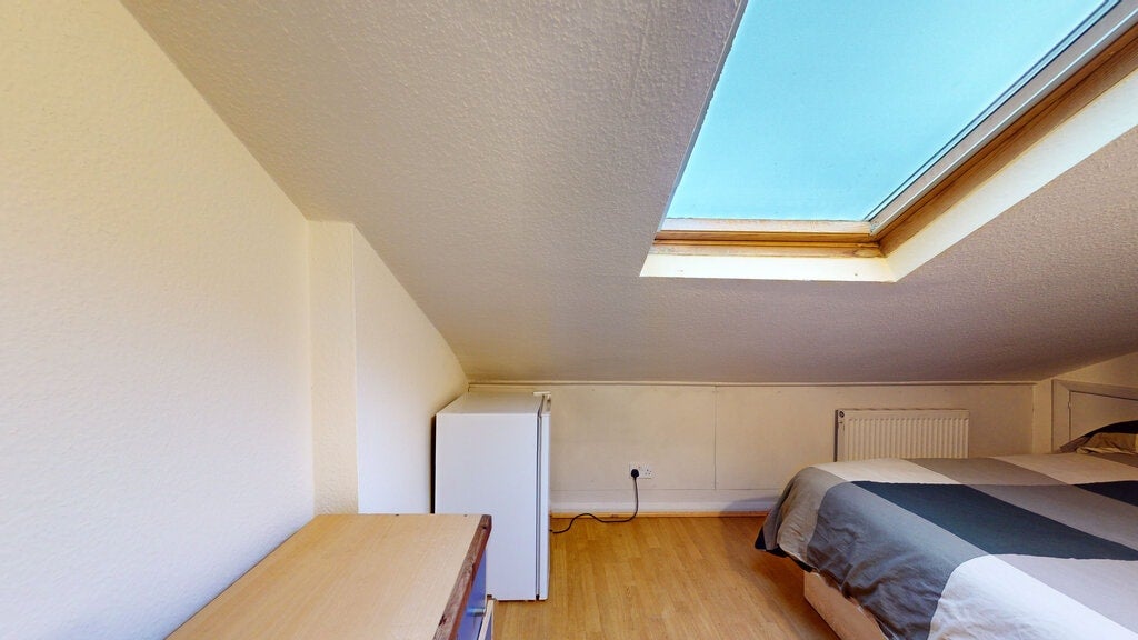 Room Anson Road in Greater London
