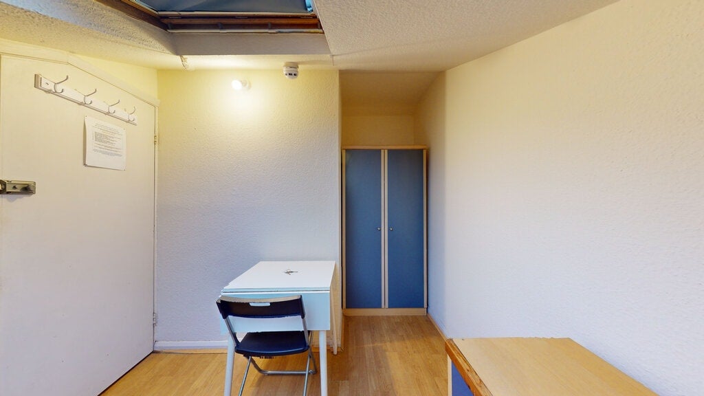 Room Anson Road in Greater London