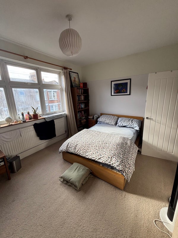 Room Edgington Road in Greater London