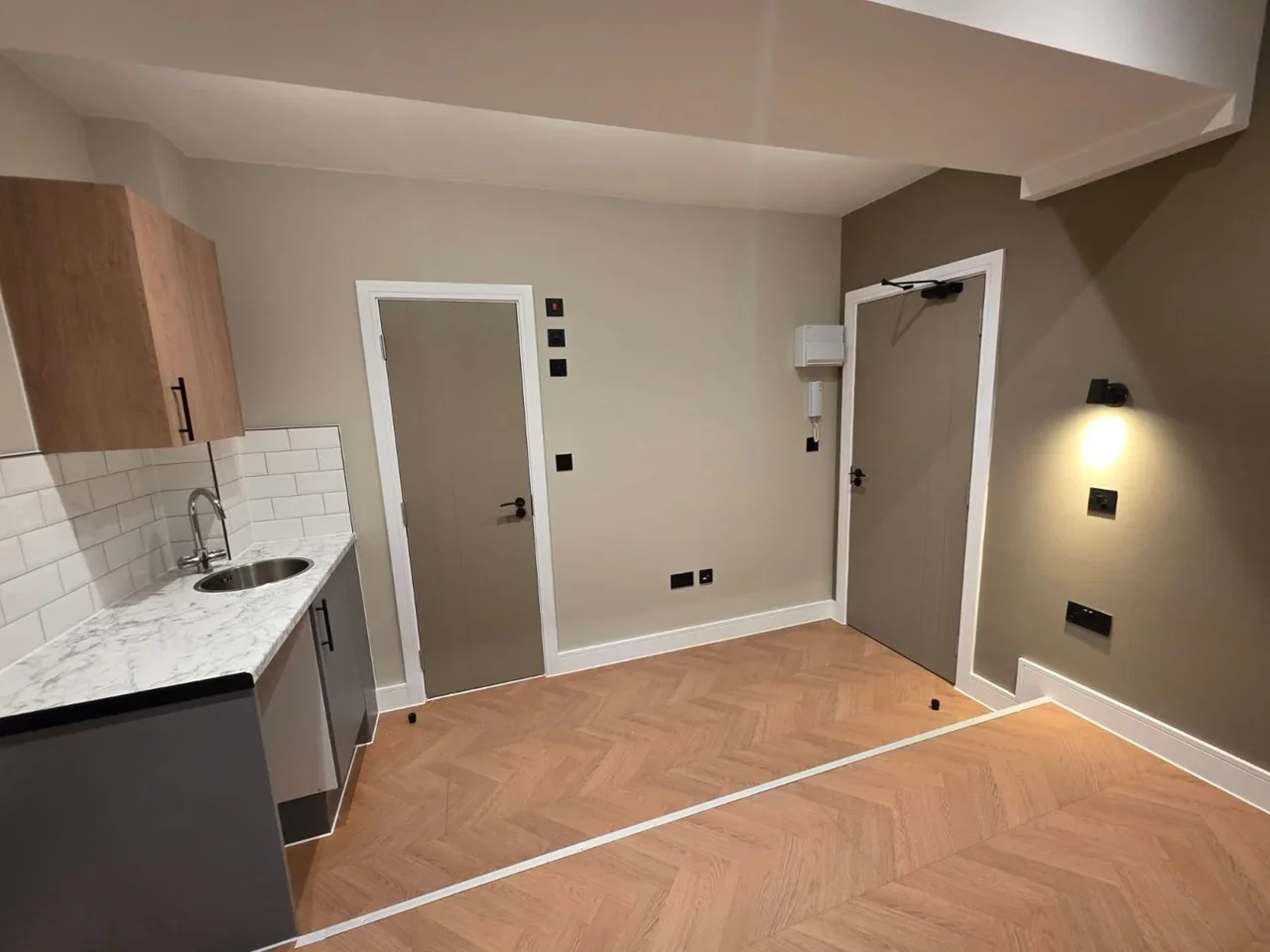 Room Dunbar Street in Greater London