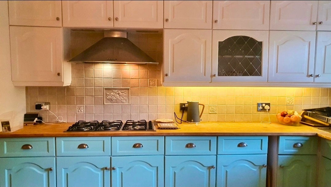 Room St. James' Close in Greater London