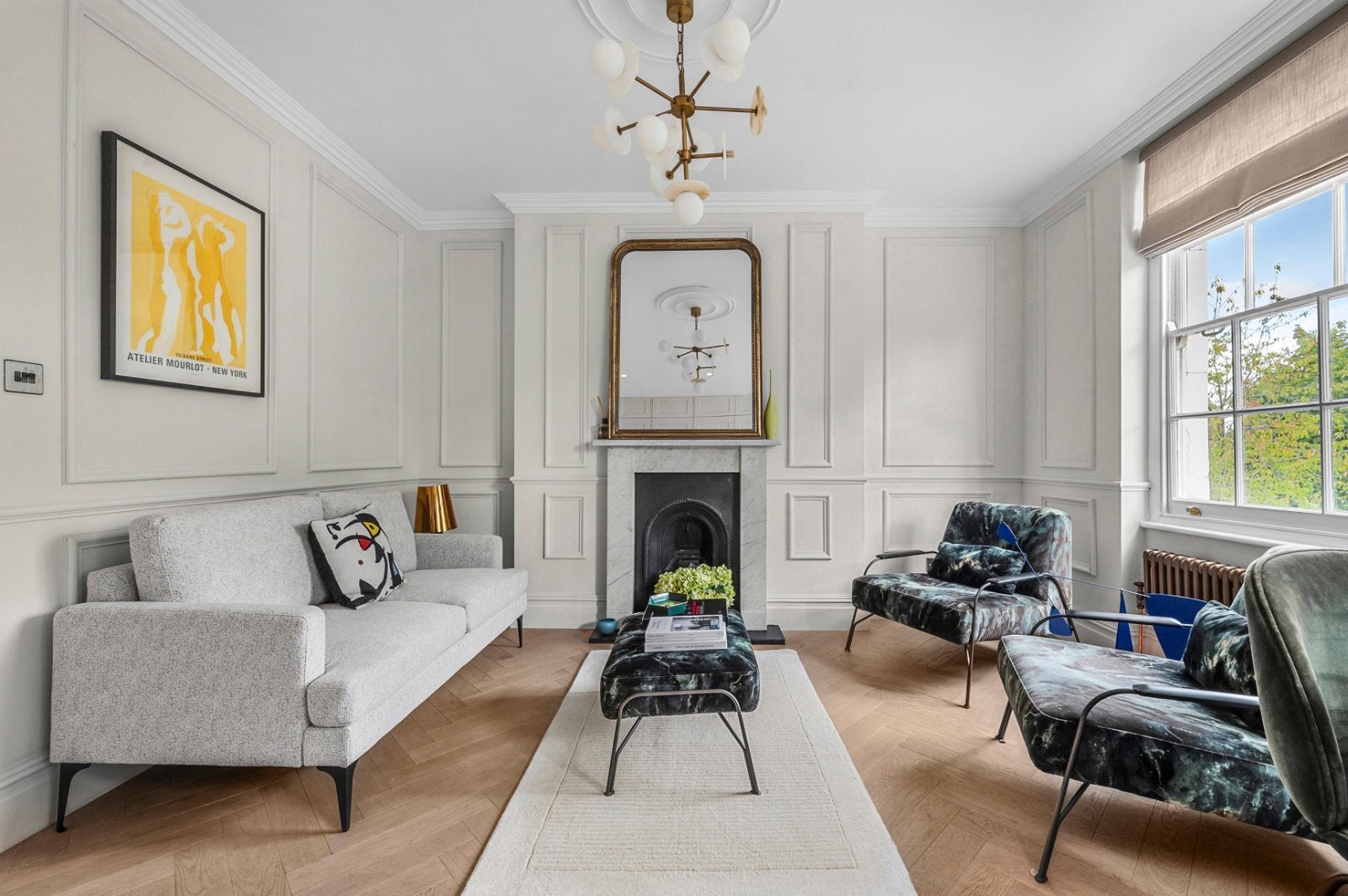 Flat Highbury Park in Greater London