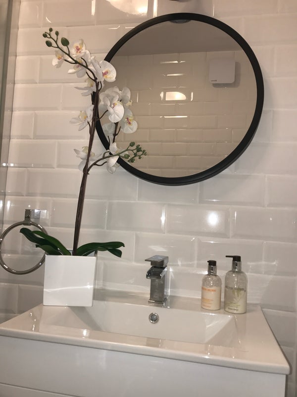 Room Stewarts Road in Greater London