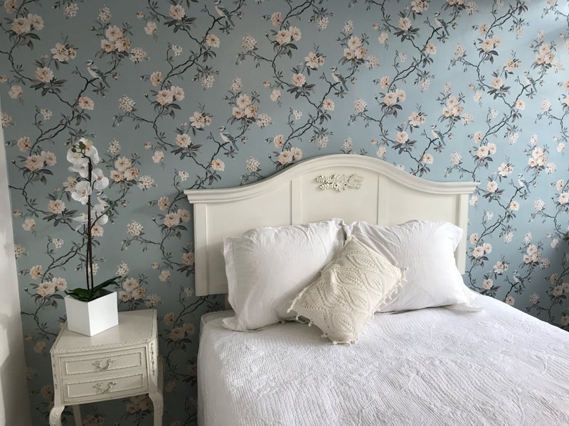 Room Stewarts Road in Greater London