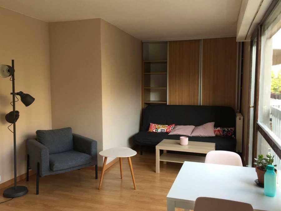 Flat Rue Beaurepaire in Pantin