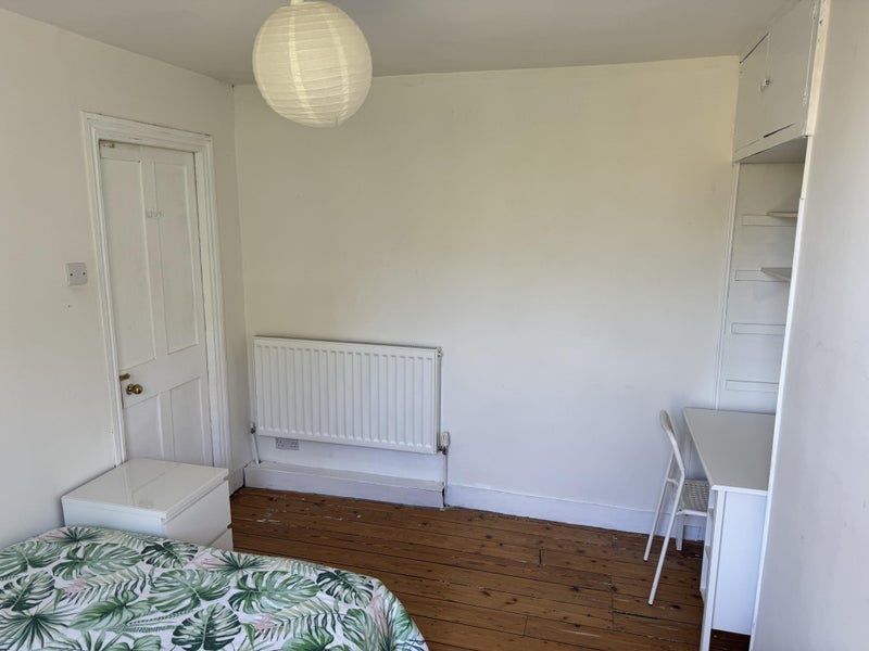 Room Bramblebury Road in Greater London