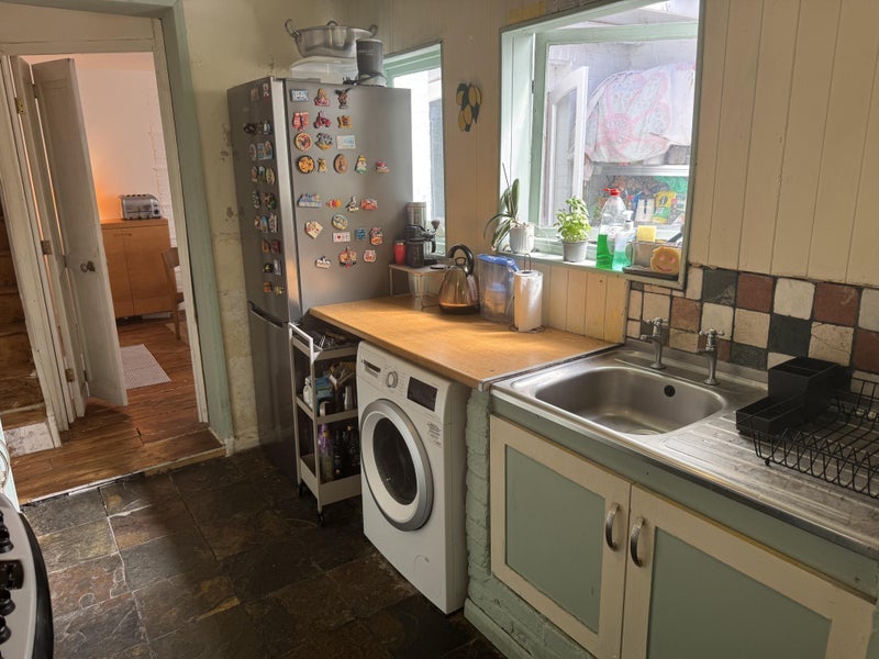 Room Bramblebury Road in Greater London