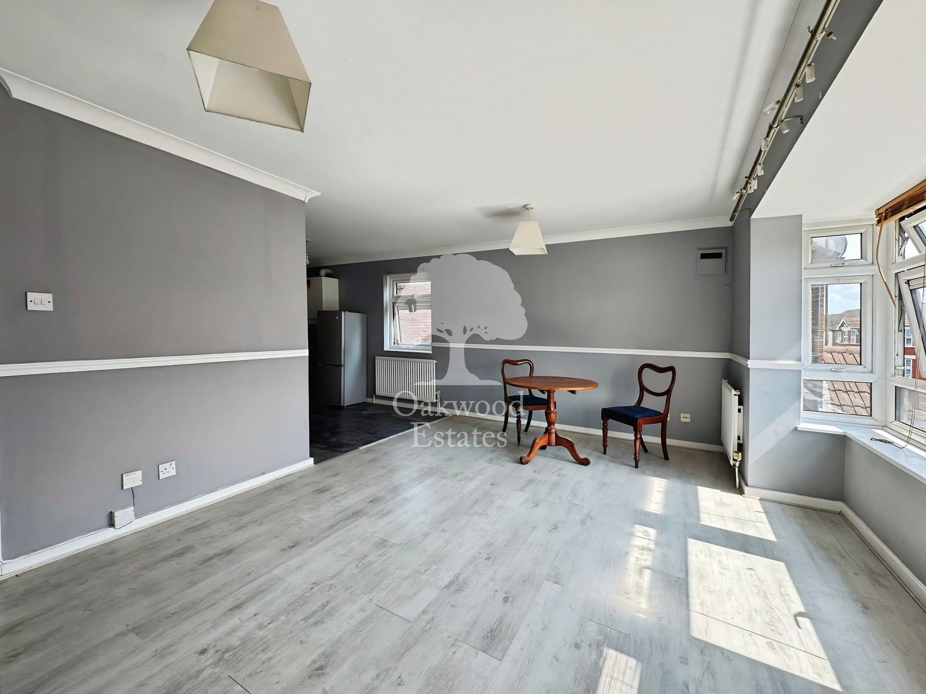 Flat Oban Court in Slough