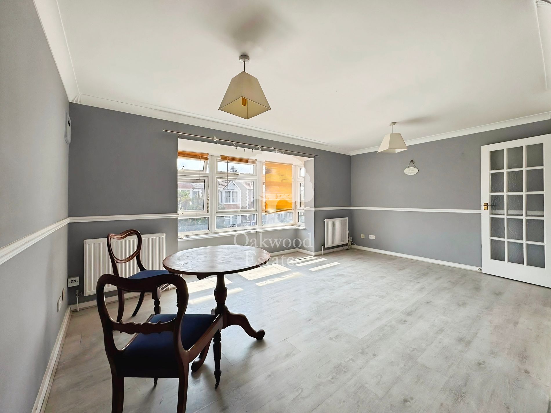 Flat Oban Court in Slough