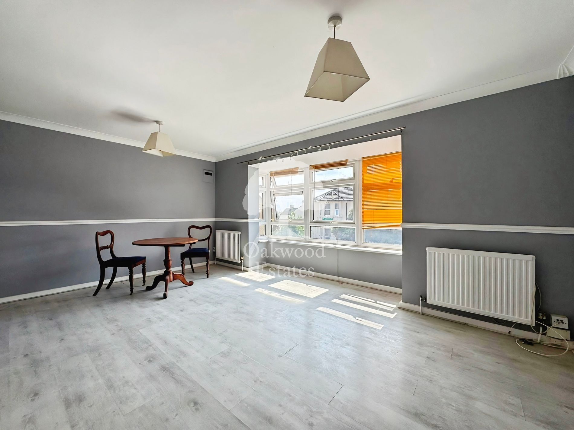 Flat Oban Court in Slough