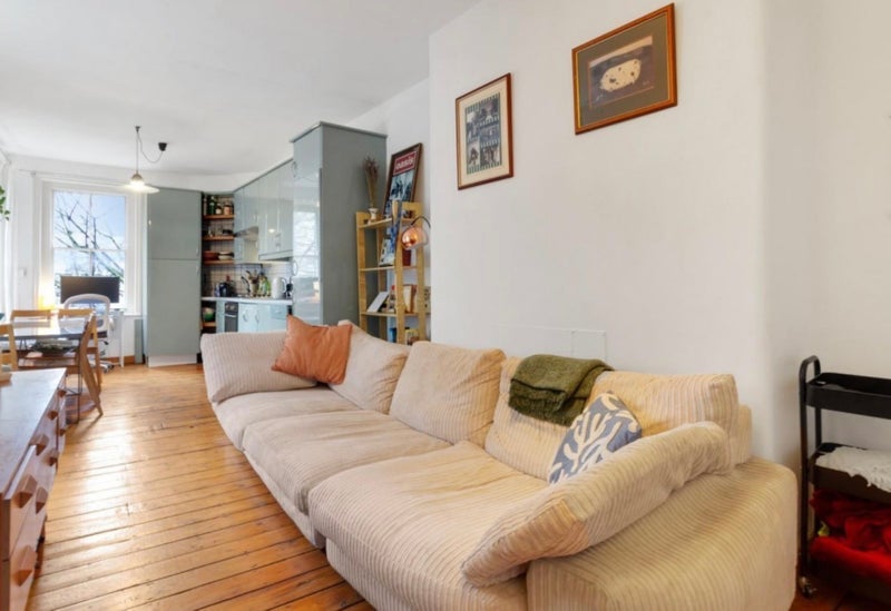 Room Green Lanes in Greater London