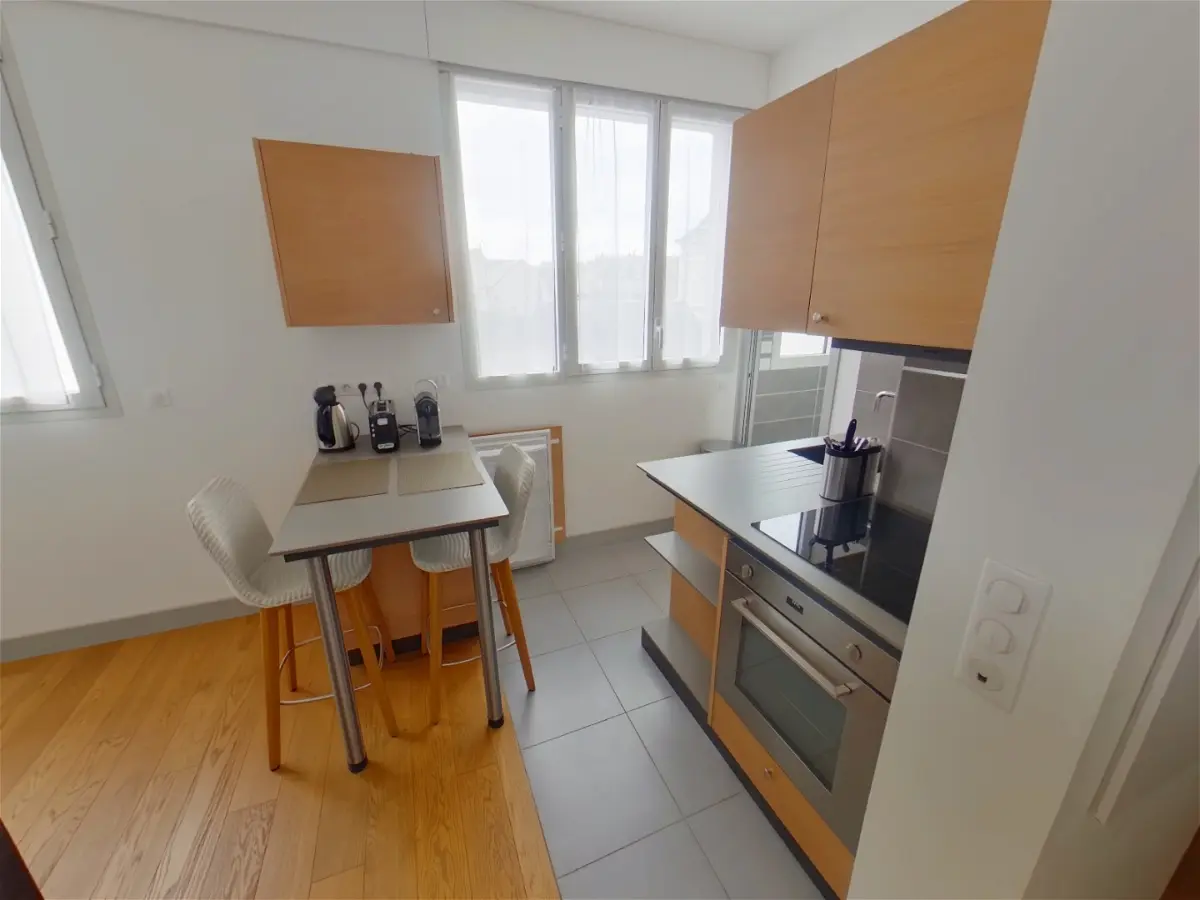 Flat Rue Claude Thion in Tours