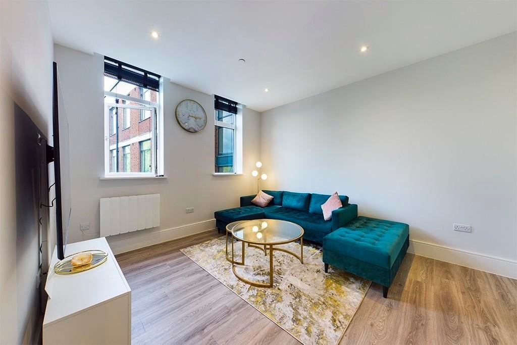 Flat Sunningdale Avenue in Greater London