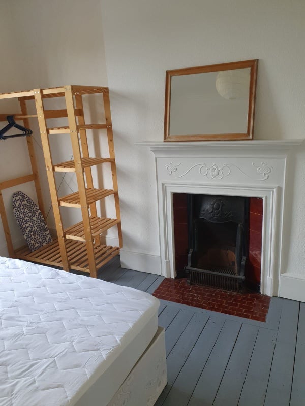 Room All Saints Street in Greater London