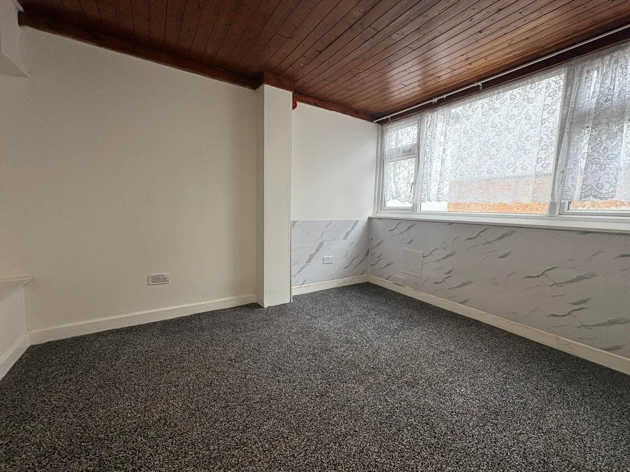 Flat Percival Street in Peterborough