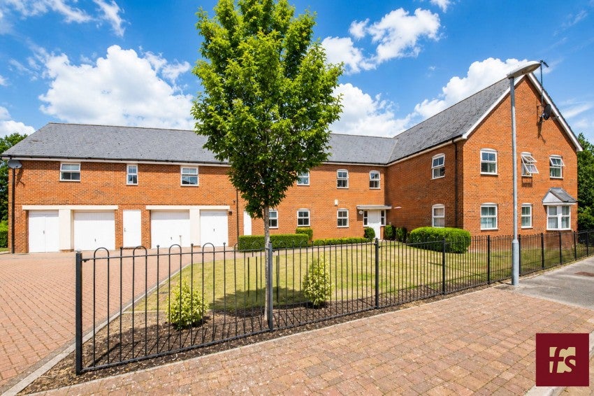 Flat Woodcock Chase in Bracknell