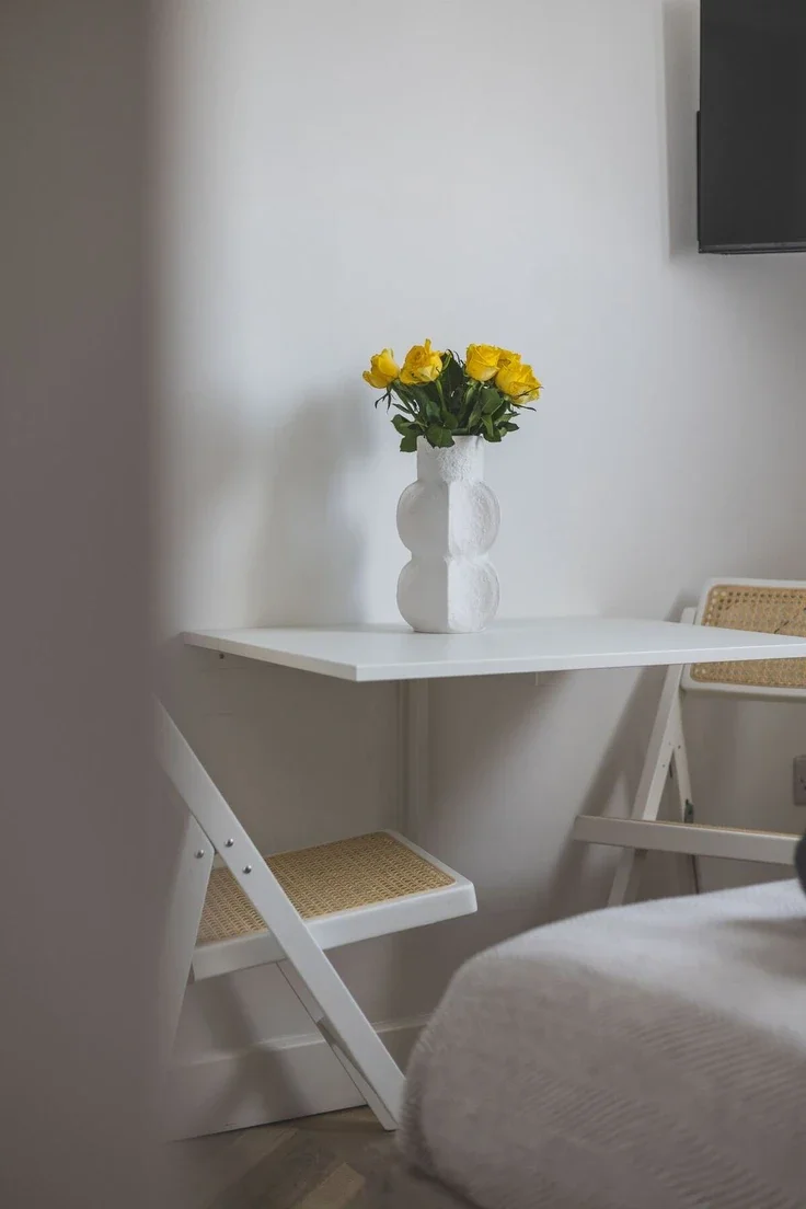 Flat Kelvin Road in Greater London