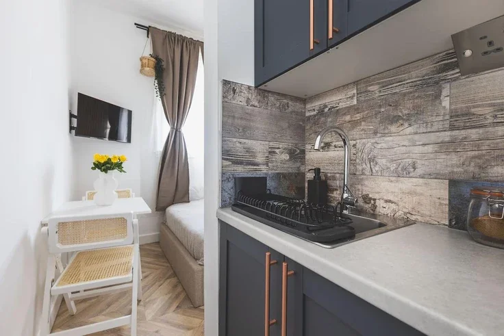 Flat Kelvin Road in Greater London