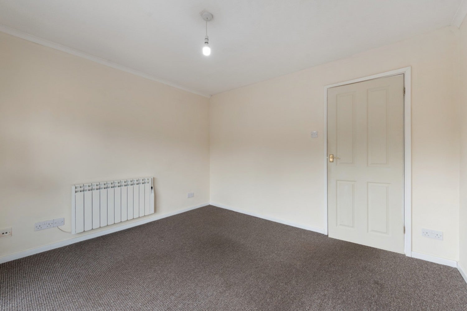 Flat Alresford Road in Winchester