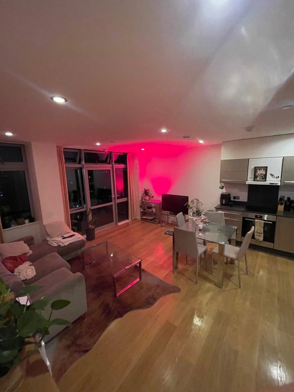 Room Ross Way in Greater London