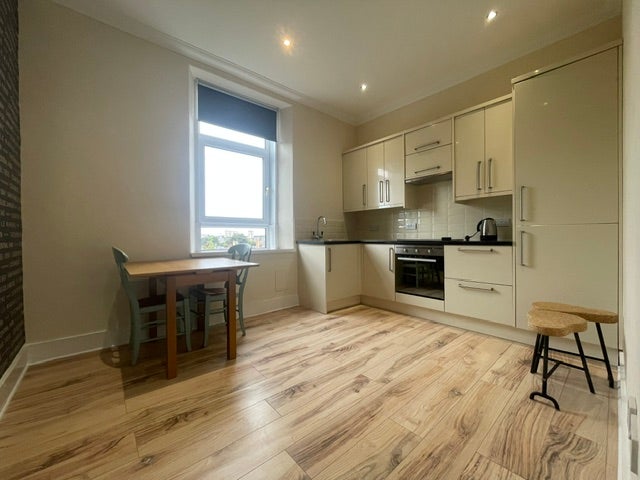 Flat Orchard Street in Aberdeen City