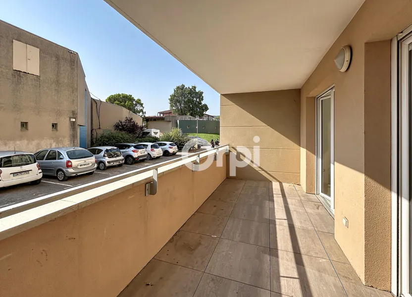 Flat Cours Aristide Briand in La Fare-les-Oliviers