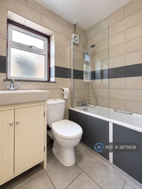 House Erin Mews in Greater London