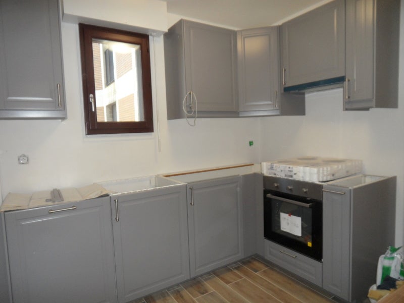Flat Place Jean de Mauroy in Troyes