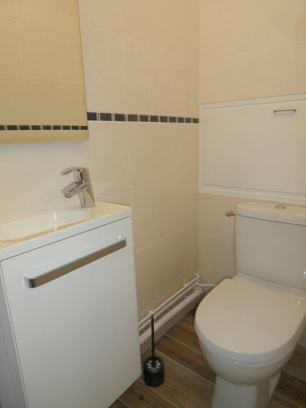Flat Place Jean de Mauroy in Troyes
